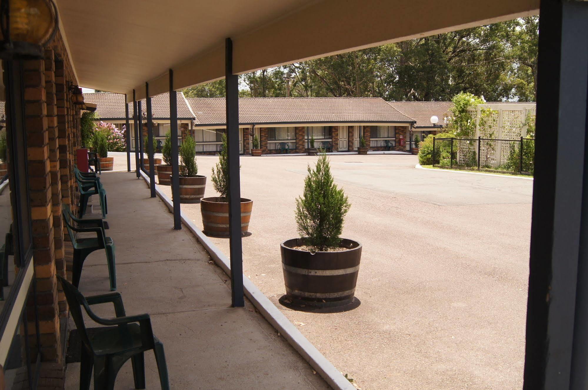 Old Maitland Inn - Rutherford Exterior photo